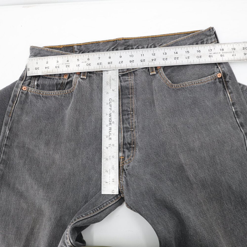Vintage Levis 501 0155 Jeans mens 36x28.5 Button Fly Straight Made in USA gray - Picture 9 of 15